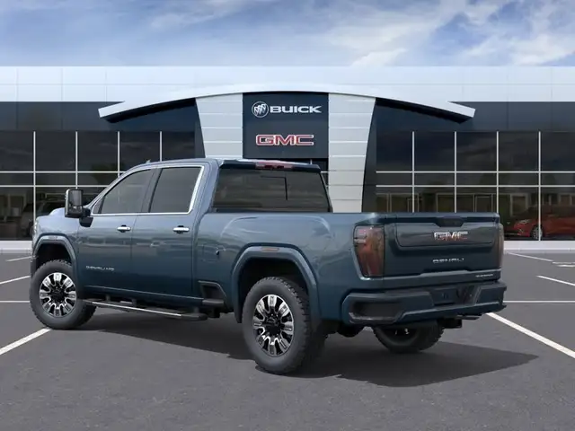 2026 GMC Sierra 2500HD - Photo 3