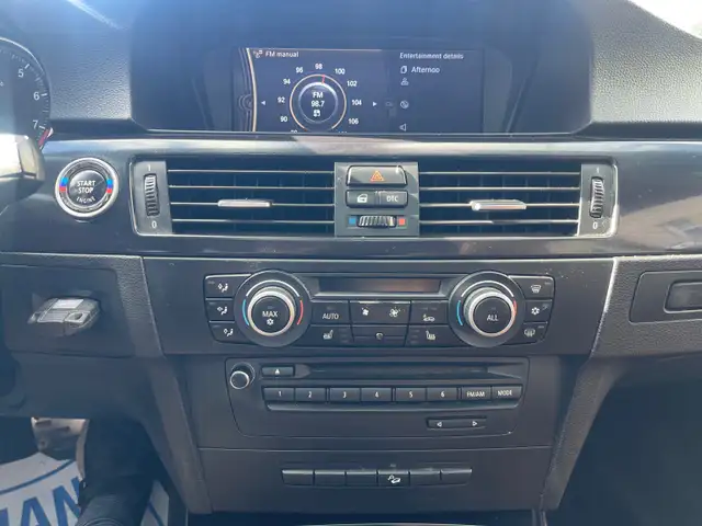 2011 BMW 328 i xDrive - Photo 16