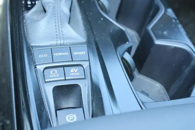 2025 Toyota Camry SE CVT hybrid - Photo 7