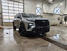 2025 Chevrolet Traverse RS 2.5T AWD | Heated & Cooled Seats - Photo 2