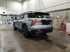 2025 Chevrolet Traverse RS 2.5T AWD | Heated & Cooled Seats - Photo 5