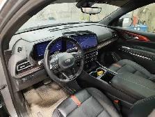 2025 Chevrolet Traverse RS 2.5T AWD | Heated & Cooled Seats - Photo 7