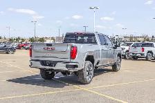 2026 GMC Sierra 3500HD Denali - Photo 9