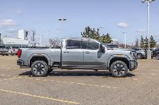 2026 GMC Sierra 3500HD Denali - Photo 10