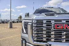2026 GMC Sierra 3500HD Denali - Photo 11