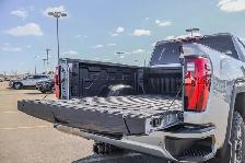 2026 GMC Sierra 3500HD Denali - Photo 8