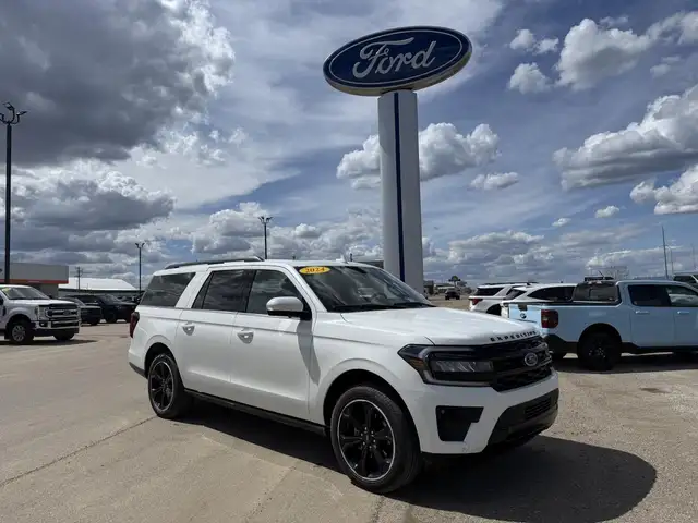 2024 Ford Expedition Limited MAX / LOADED! / 8 PSNGR! / STEALTH - Photo 2