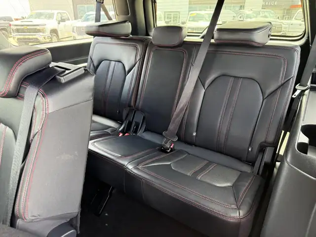 2024 Ford Expedition Limited MAX / LOADED! / 8 PSNGR! / STEALTH - Photo 12