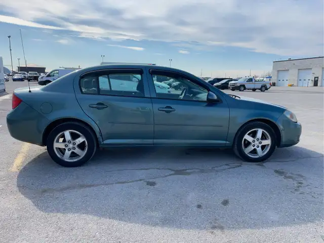 2010 Chevrolet Cobalt - Photo 4