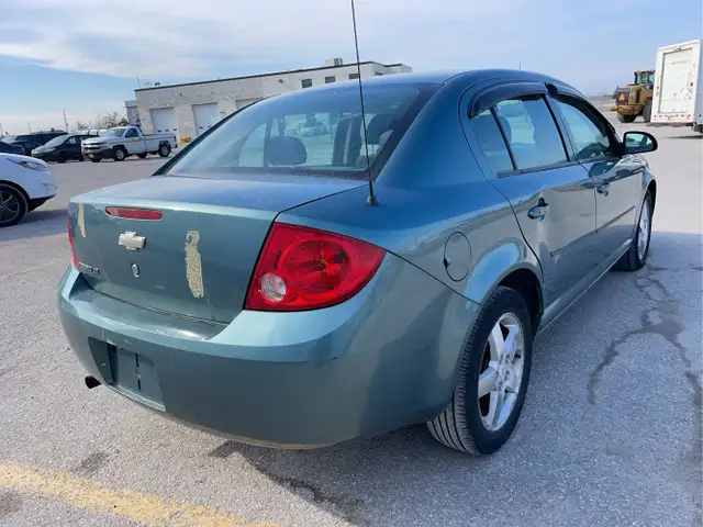 2010 Chevrolet Cobalt - Photo 5