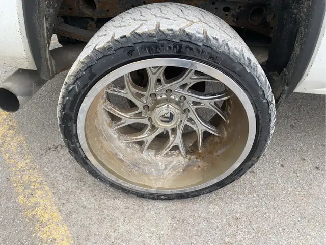 2018 GMC Sierra 2500HD - Photo 10