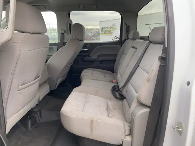 2018 GMC Sierra 2500HD - Photo 15