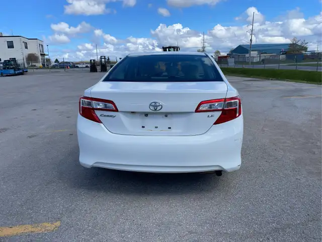 2013 Toyota Camry - Photo 6