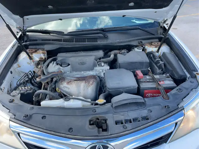 2013 Toyota Camry - Photo 9