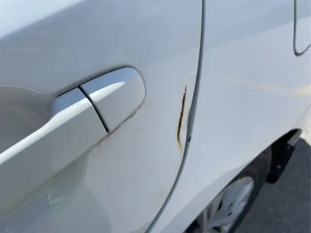2013 Toyota Camry - Photo 35