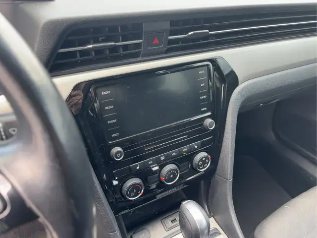 2020 Volkswagen Passat - Photo 12