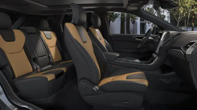 2024 Ford Edge Titanium AWD - Photo 6