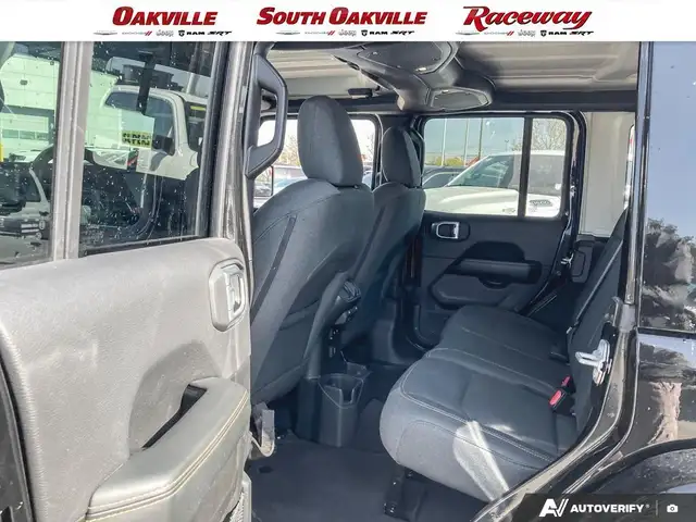 2024 Jeep Wrangler 4DR SAHARA | HEATED SEATS | REMOTE START | - Photo 23