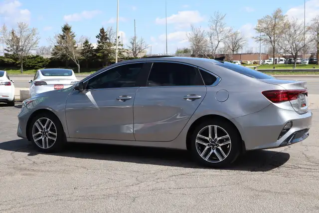 2023 Kia Forte - Photo 5