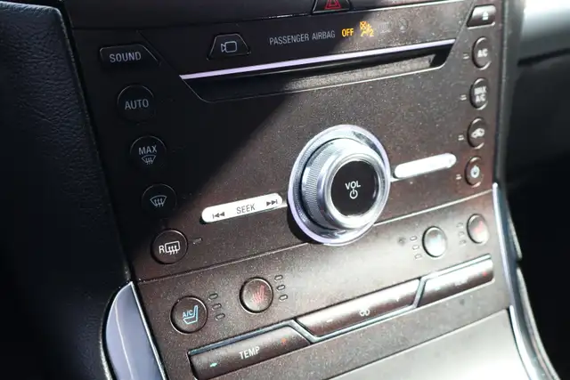 2019 Ford Edge - Photo 17
