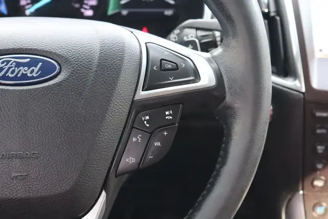2019 Ford Edge - Photo 22
