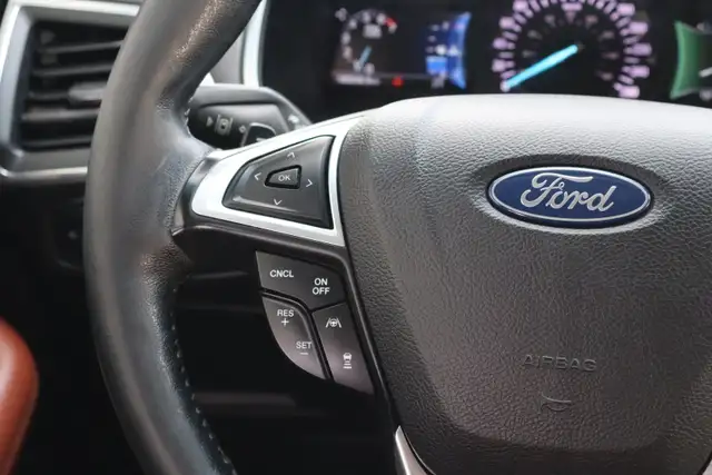 2019 Ford Edge - Photo 23