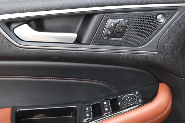 2019 Ford Edge - Photo 25