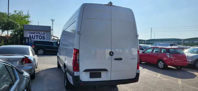2025 Mercedes-Benz Sprinter 2500 High Roof I4 Diesel 170' - Photo 6