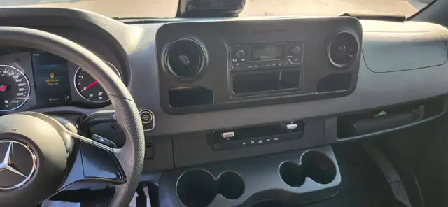 2025 Mercedes-Benz Sprinter 2500 High Roof I4 Diesel 170' - Photo 11