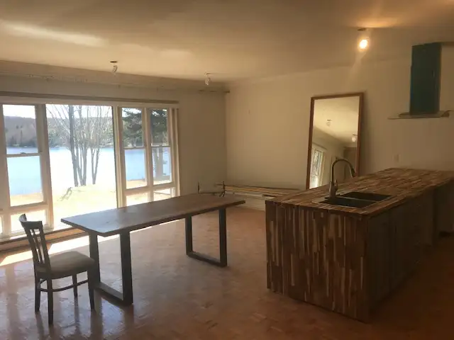 LOGEMENT 1 CàC À LOUER BORD DE L'EAU - Photo 2