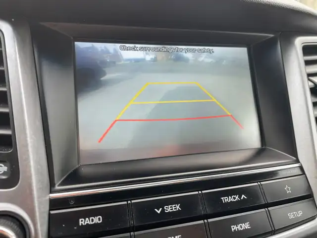 2018 Hyundai Tucson SE - Photo 18