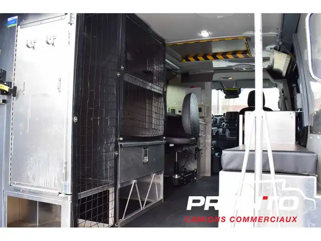 2020 Ford Transit Van AWD  Rack & Bureau Mobile  Voir intéri - Photo 25