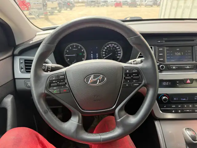 2016 Hyundai Sonata - Photo 13