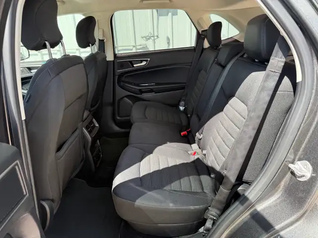 2016 Ford Edge SEL AWD - Photo 9