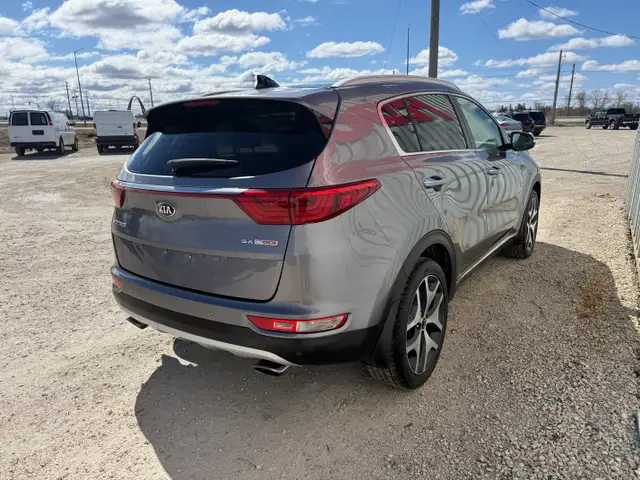 2017 Kia Sportage SX AWD - Photo 4