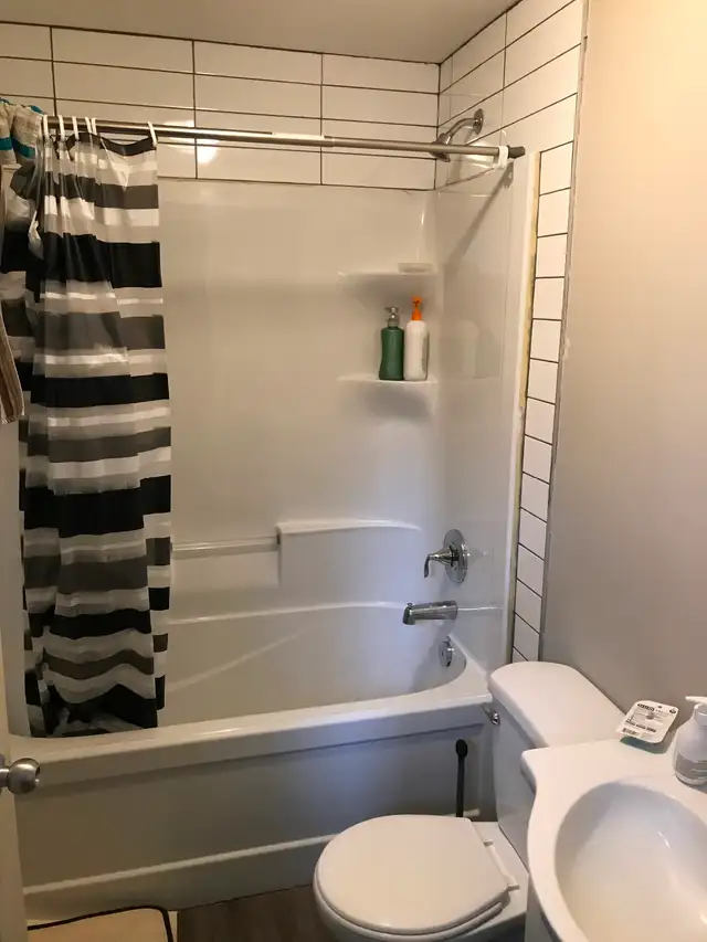 5 Bed 3 Bath for Rent in Lacombe - Photo 9