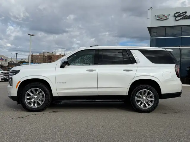2025 Chevrolet Tahoe - Photo 2