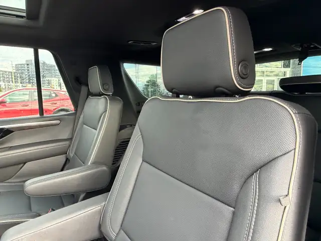 2025 Chevrolet Tahoe - Photo 20