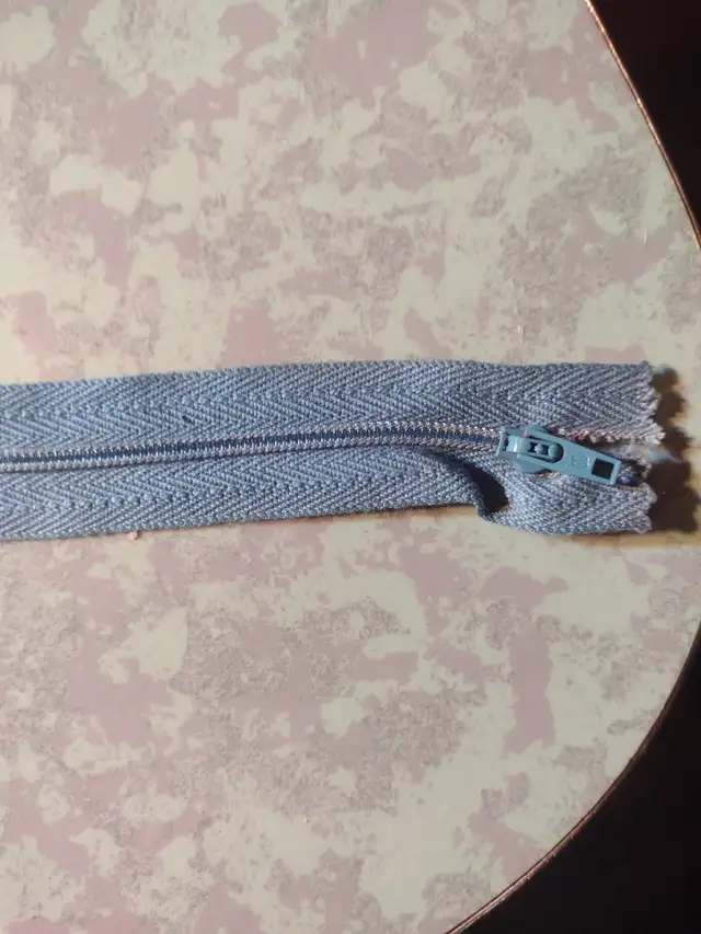 20' zippers over 20 different colours 20 for 10.00 new old stock - Photo 7