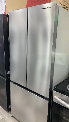 30" Hamilton Beach 17.7 Cu. Ft. Counter-Depth French Door Fridge