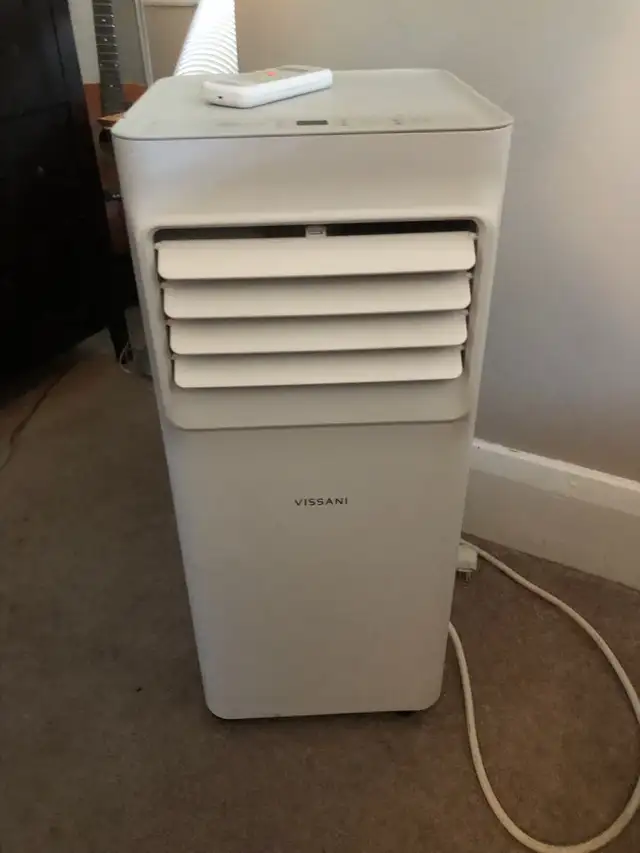 Portable Air Conditioner.Like New!