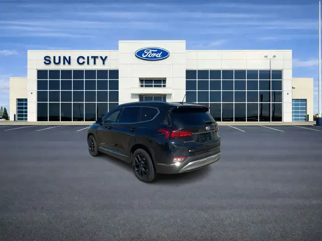 2019 Hyundai Santa Fe Essential FWD - Photo 3