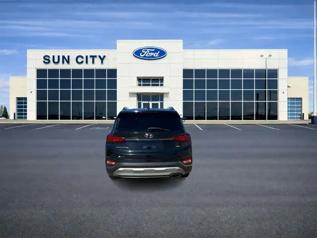 2019 Hyundai Santa Fe Essential FWD - Photo 4