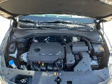 2019 Hyundai Santa Fe Essential FWD - Photo 11