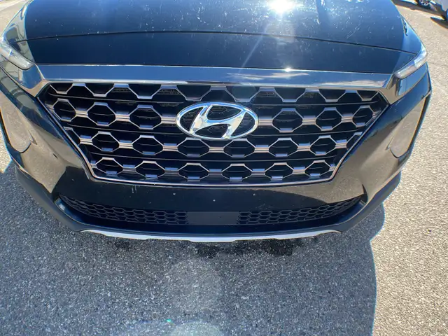2019 Hyundai Santa Fe Essential FWD - Photo 14