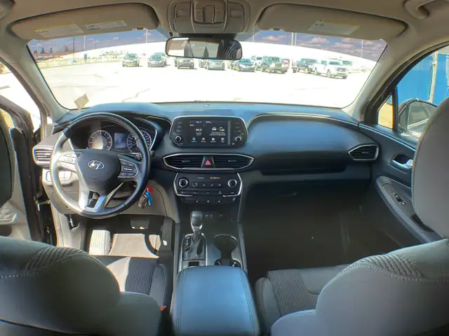 2019 Hyundai Santa Fe Essential FWD - Photo 20