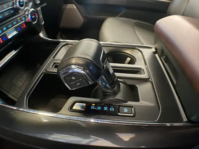 2022 Ford F-150 Lariat FX4 502A - Photo 19