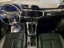 2022 audi Q3 Komfort Black Optics | 1 Owner | Off Lease - Photo 15