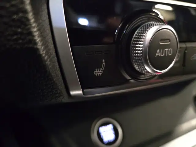 2022 audi Q3 Komfort Black Optics | 1 Owner | Off Lease - Photo 20