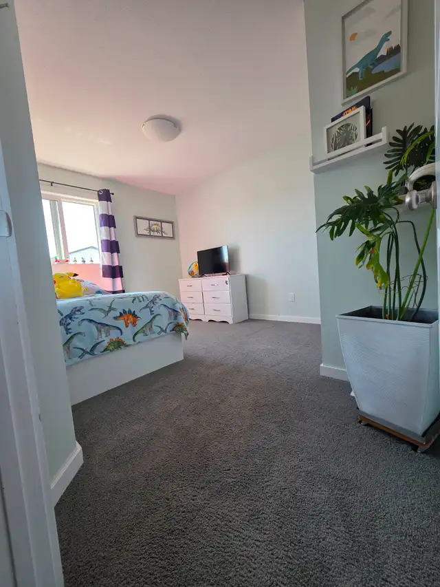 House for sale in Castlebury Meadows - Photo 2